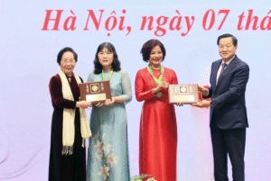 PGS.TS. ĐÀO VIỆT HÀ, Viện trưởng Viện hải dương học vinh dự đón nhận giải thưởng KOVALEVSKAIA năm 2023